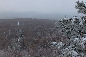 Pohled z úpatí Děčínského Sněžníku směr Děčín